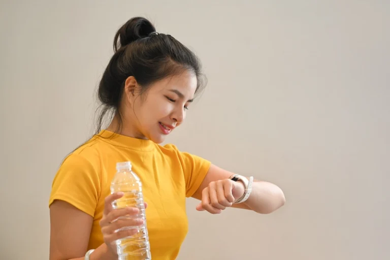jadwal minum air putih untuk diet