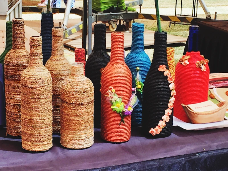 tempat pensil dari botol plastik